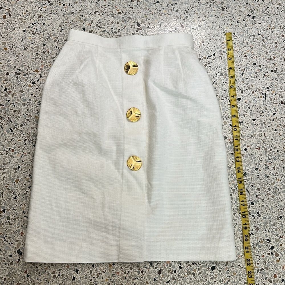 Bianco Nero linen lined ivory skirt gold buttons US 4